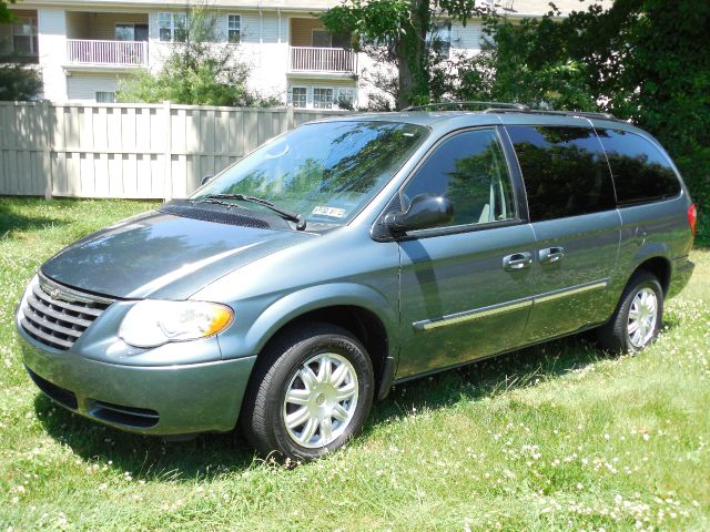 Chrysler Town and Country 2007 photo 22