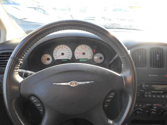 Chrysler Town and Country AUTO LX MiniVan