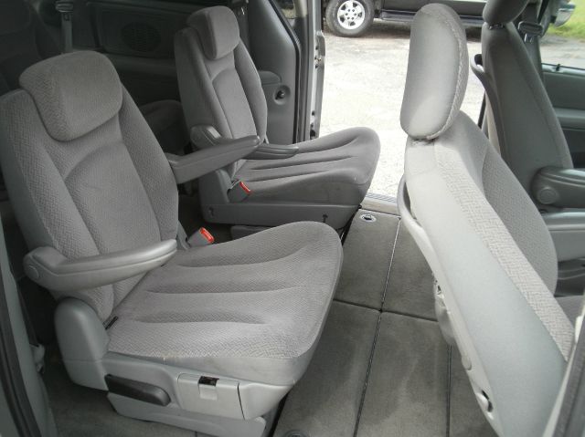Chrysler Town and Country 2007 photo 5