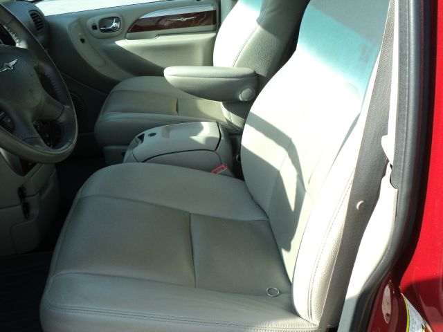 Chrysler Town and Country 2007 photo 6