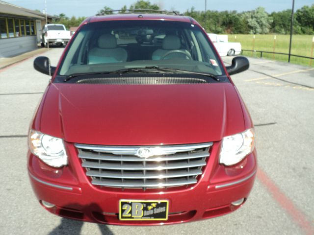 Chrysler Town and Country 2007 photo 9