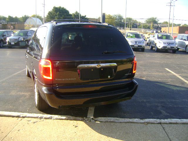 Chrysler Town and Country 3.5 MiniVan