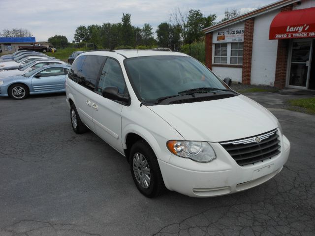 Chrysler Town and Country Elk Conversion Van MiniVan