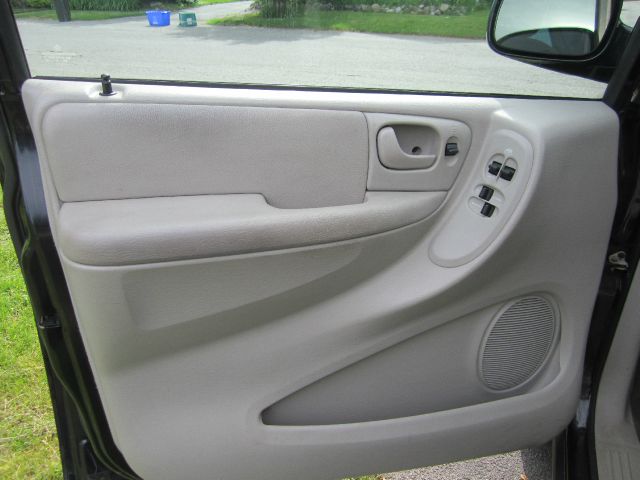Chrysler Town and Country 2007 photo 15