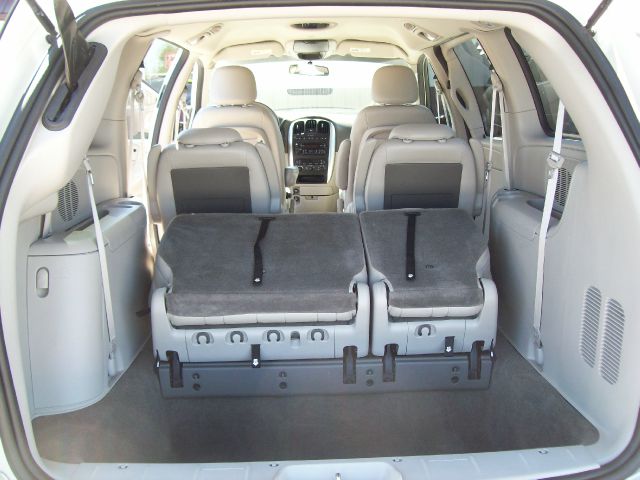 Chrysler Town and Country 2007 photo 5