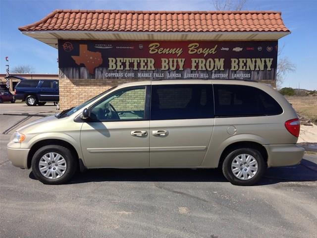Chrysler Town and Country 2007 photo 25