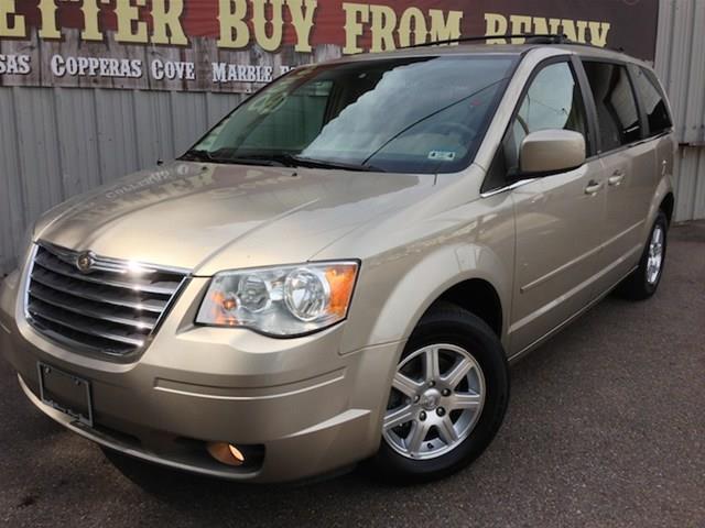 Chrysler Town and Country 2008 photo 13