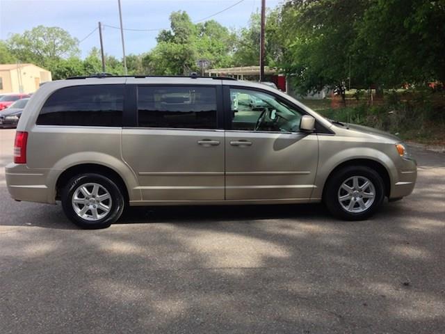 Chrysler Town and Country 2008 photo 19