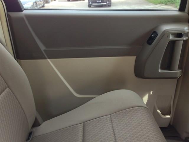 Chrysler Town and Country 2008 photo 26