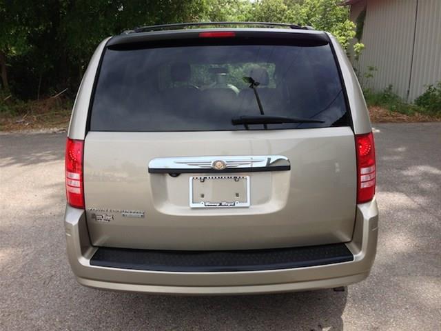 Chrysler Town and Country 2008 photo 35