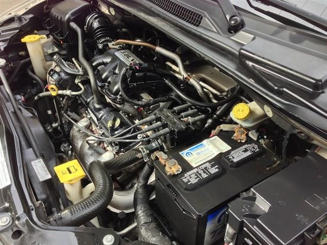 Chrysler Town and Country 2008 photo 9