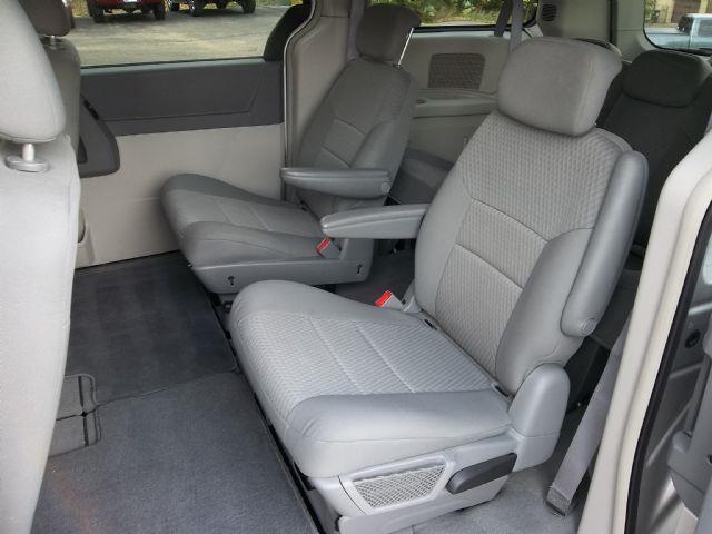 Chrysler Town and Country 3.5 MiniVan