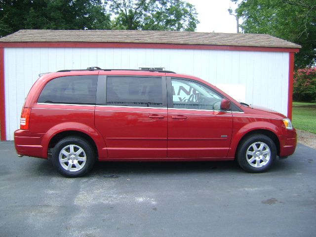 Chrysler Town and Country 2008 photo 4