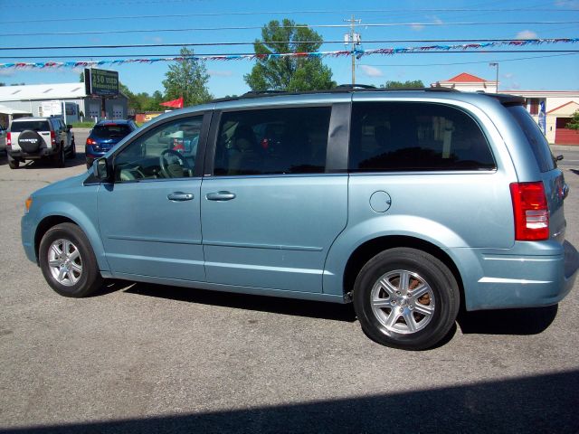Chrysler Town and Country 2008 photo 14