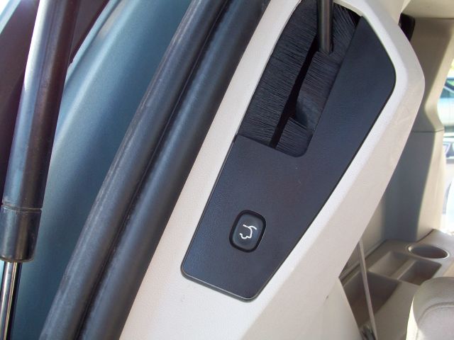 Chrysler Town and Country 2008 photo 5