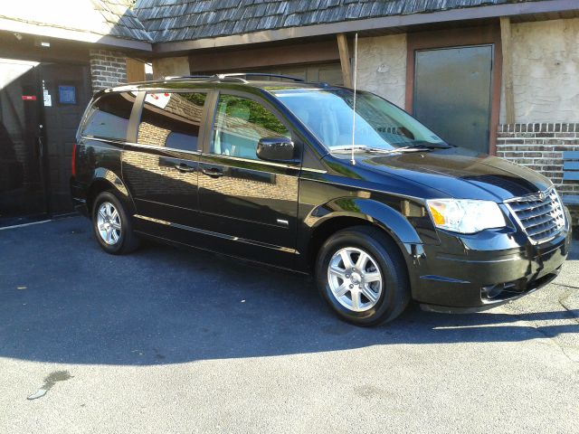 Chrysler Town and Country 2008 photo 4