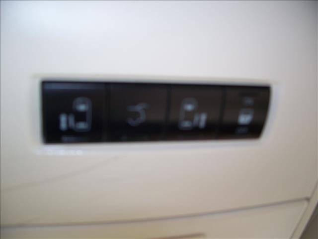 Chrysler Town and Country 2008 photo 7