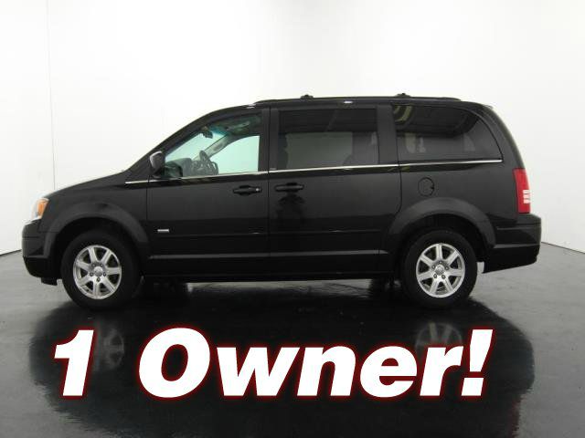 Chrysler Town and Country 2008 photo 16