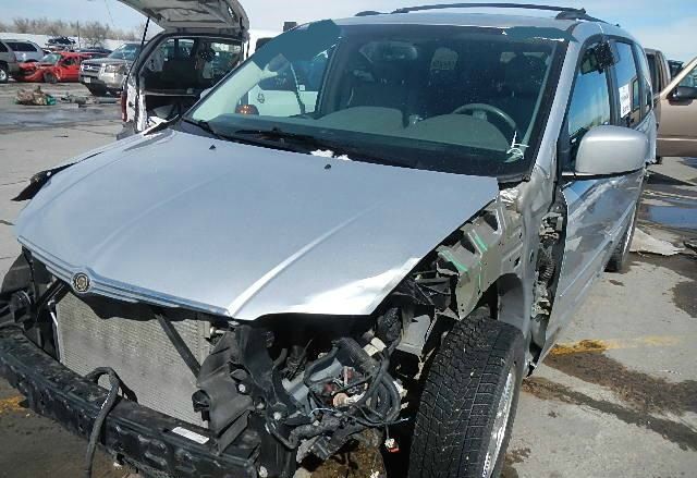 Chrysler Town and Country 2008 photo 12