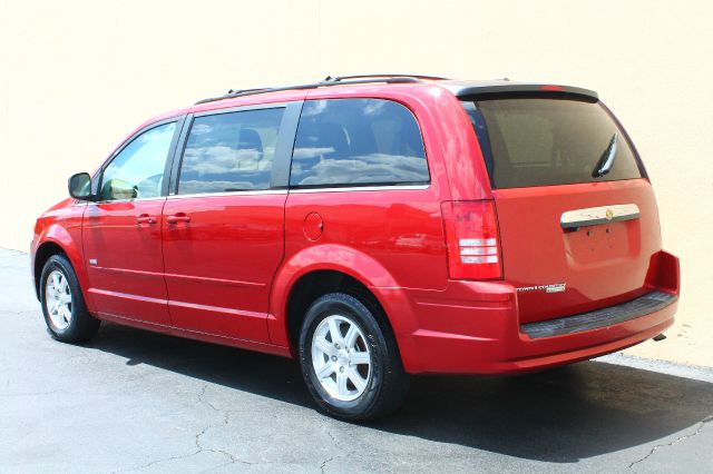 Chrysler Town and Country 2008 photo 23
