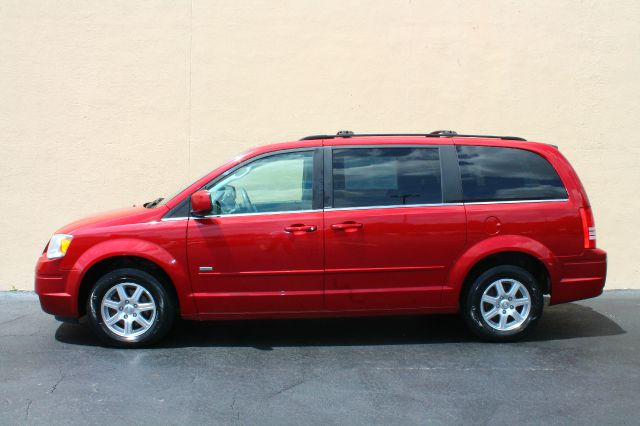 Chrysler Town and Country 2008 photo 24