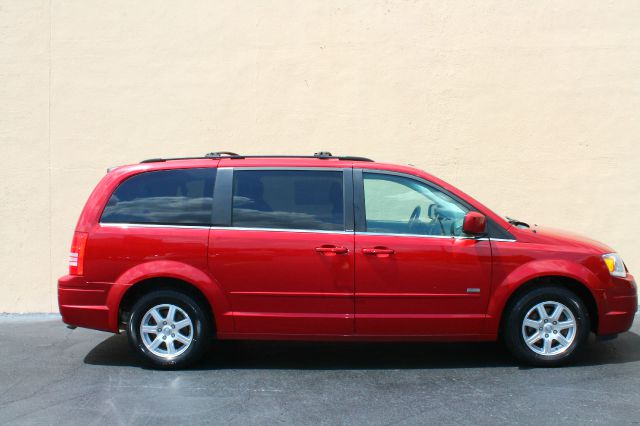 Chrysler Town and Country 2008 photo 26