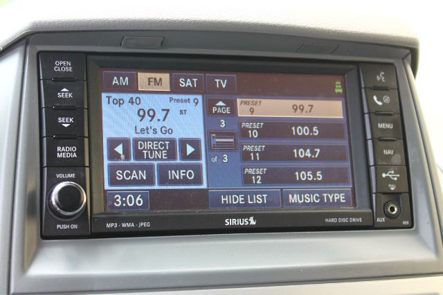 Chrysler Town and Country 2008 photo 5