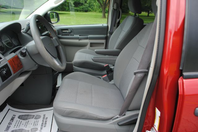 Chrysler Town and Country 2008 photo 15