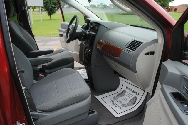 Chrysler Town and Country 2008 photo 20