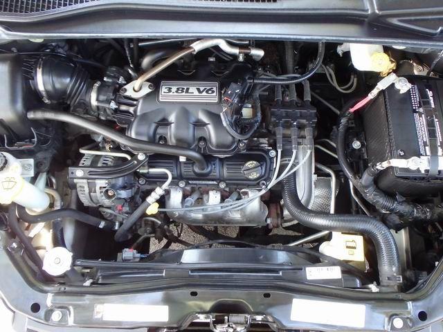 Chrysler Town and Country 2008 photo 4