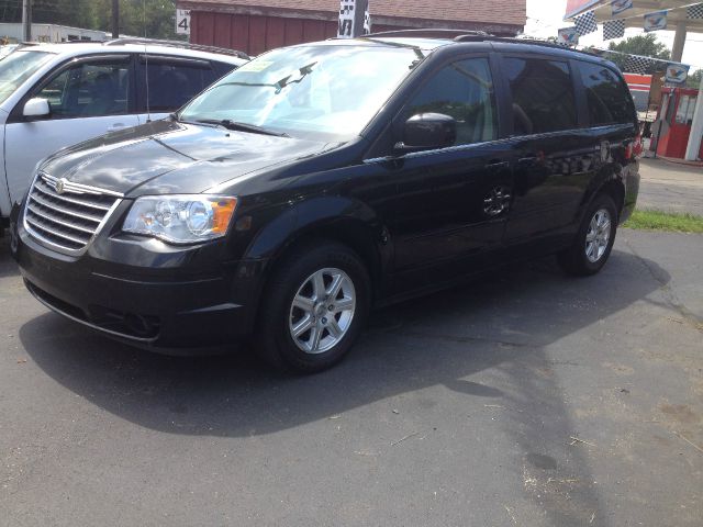 Chrysler Town and Country 2008 photo 4