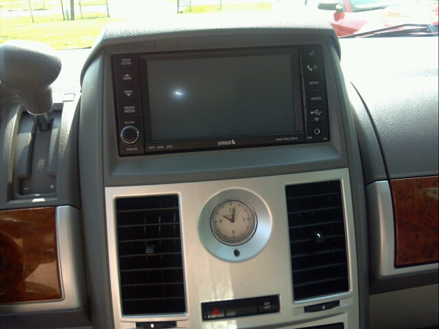 Chrysler Town and Country 2008 photo 4