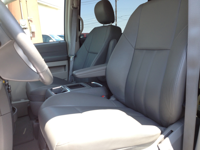 Chrysler Town and Country 2008 photo 5
