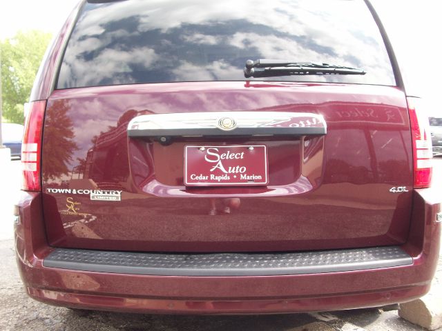 Chrysler Town and Country 2008 photo 23