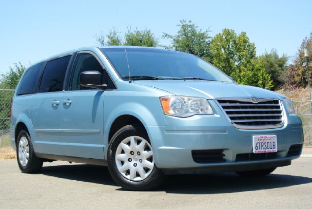Chrysler Town and Country 2009 photo 4