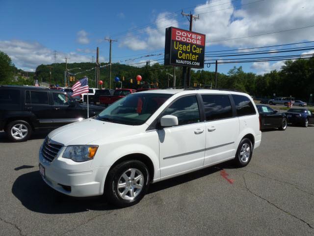 Chrysler Town and Country 3.5 MiniVan