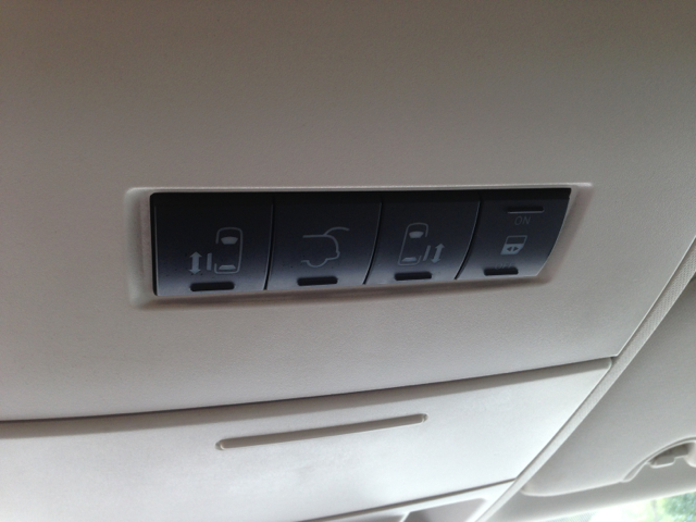 Chrysler Town and Country 2009 photo 1