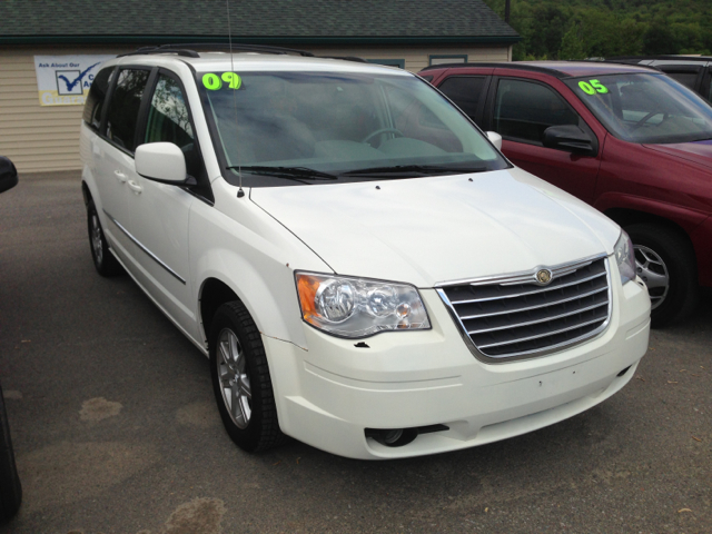 Chrysler Town and Country 2009 photo 8