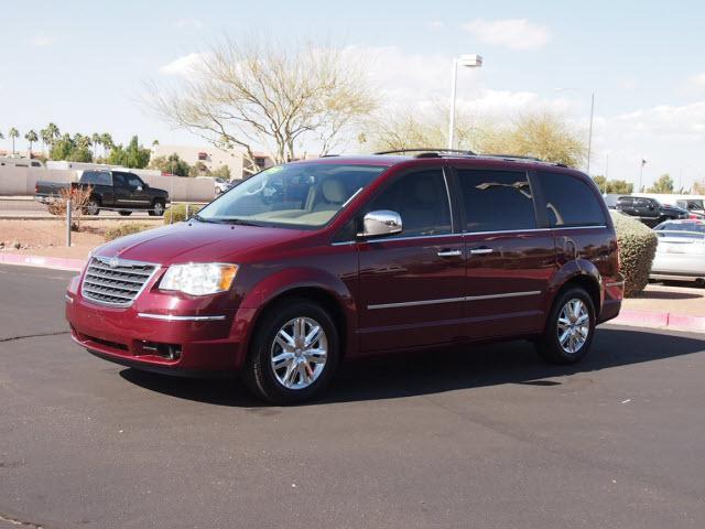 Chrysler Town and Country Supercabauto SR5 MiniVan