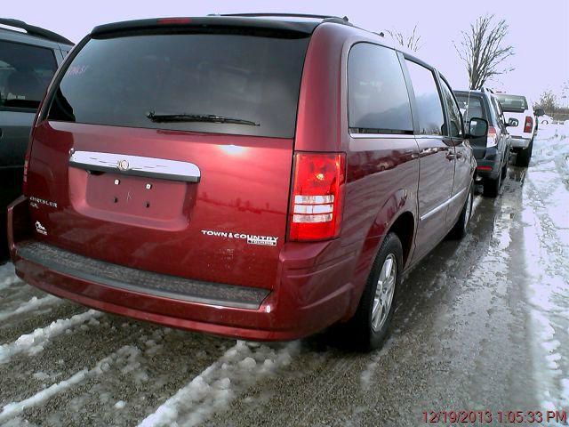 Chrysler Town and Country EX GAS Saverlooks Greathybrid Hatchback MiniVan