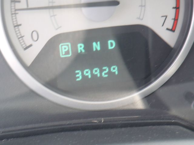 Chrysler Town and Country 2010 photo 3