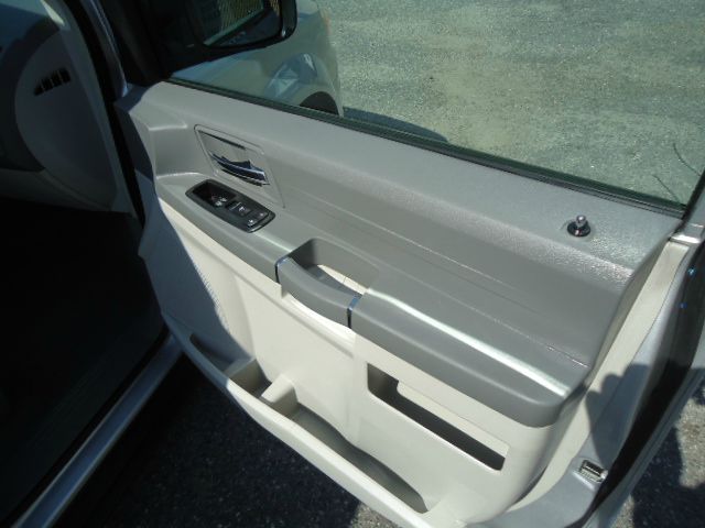 Chrysler Town and Country Elk Conversion Van MiniVan