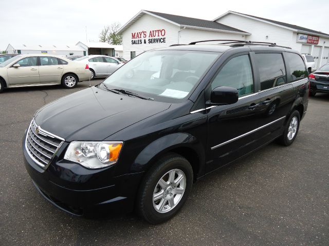 Chrysler Town and Country 3.5 MiniVan