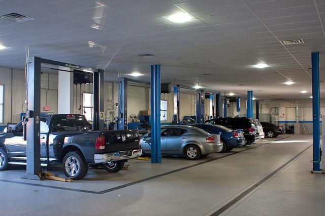 Chrysler Town and Country 2011 photo 1