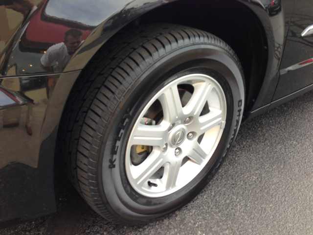 Chrysler Town and Country 2011 photo 3