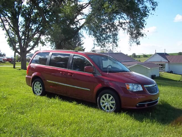 Chrysler Town and Country 3.5 MiniVan