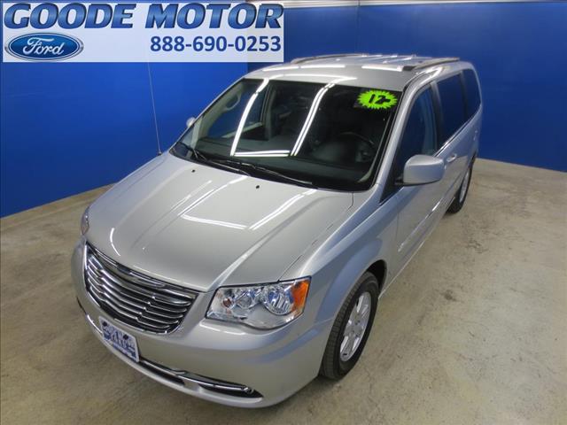 Chrysler Town and Country 2012 photo 23