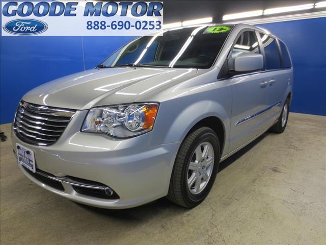 Chrysler Town and Country 2012 photo 40