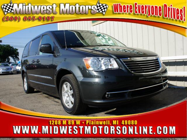 Chrysler Town and Country 2012 photo 4