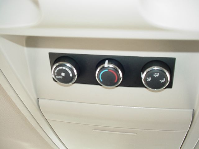 Chrysler Town and Country 3.5 MiniVan